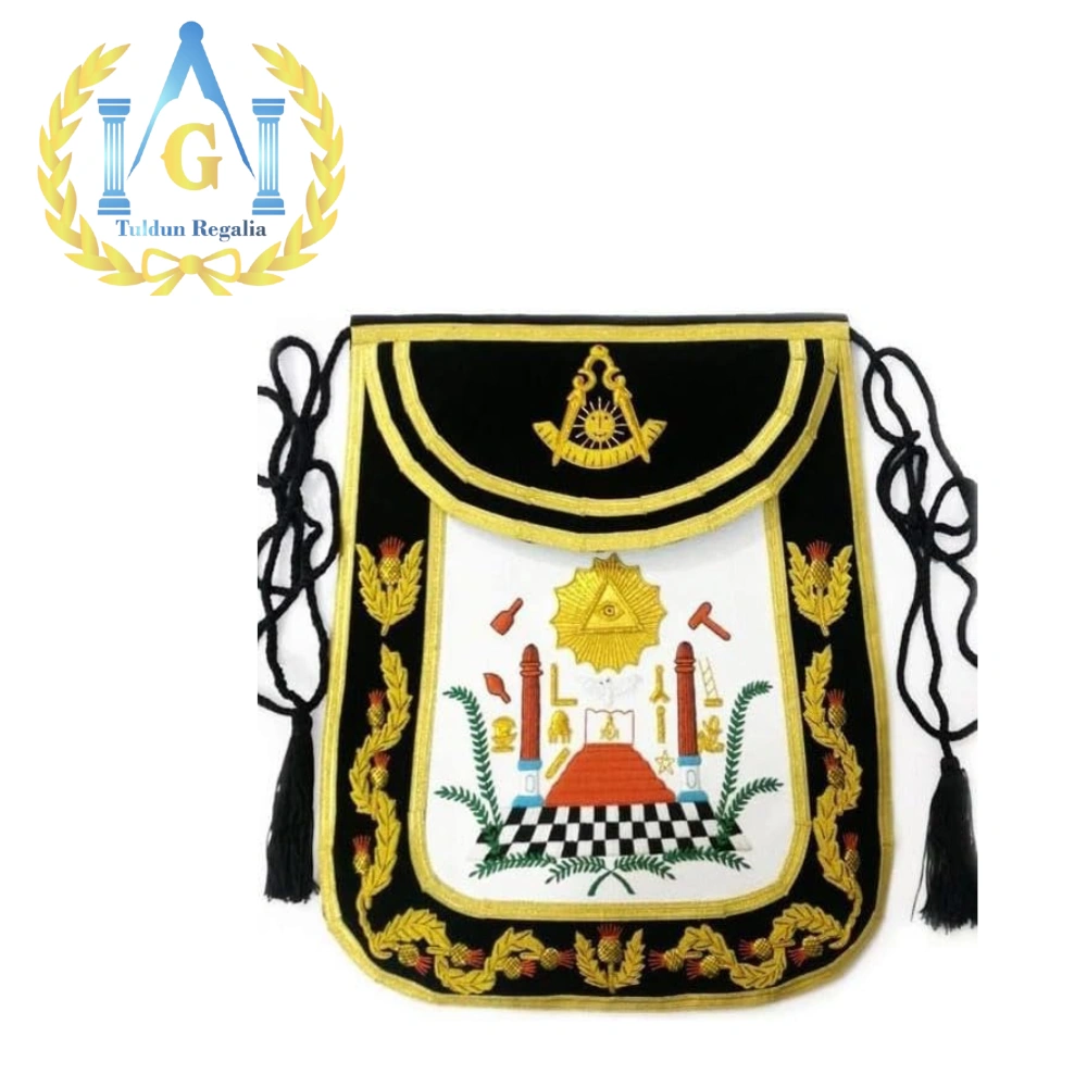 Past Master Round Apron