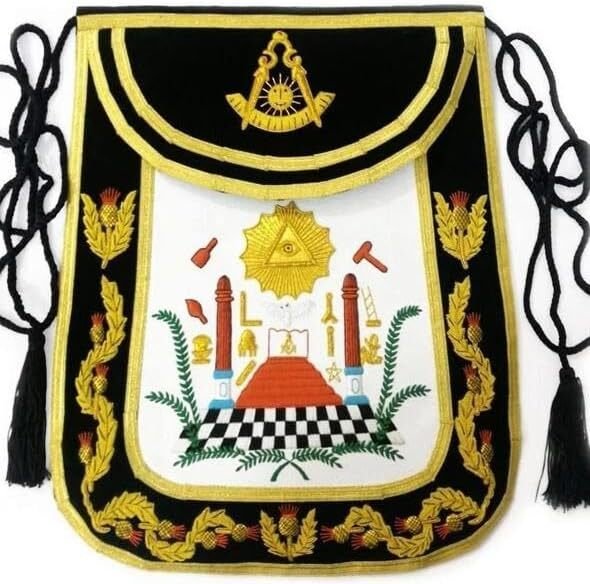 Past Master Round Apron
